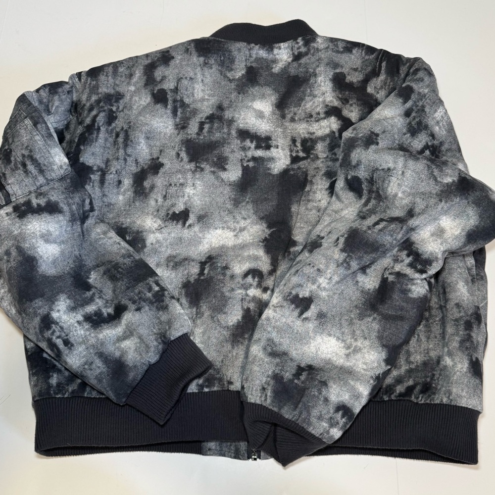 Men’s BEGOING bomber jacket with a gray and black watercolor pattern size M - Picture 7 of 14